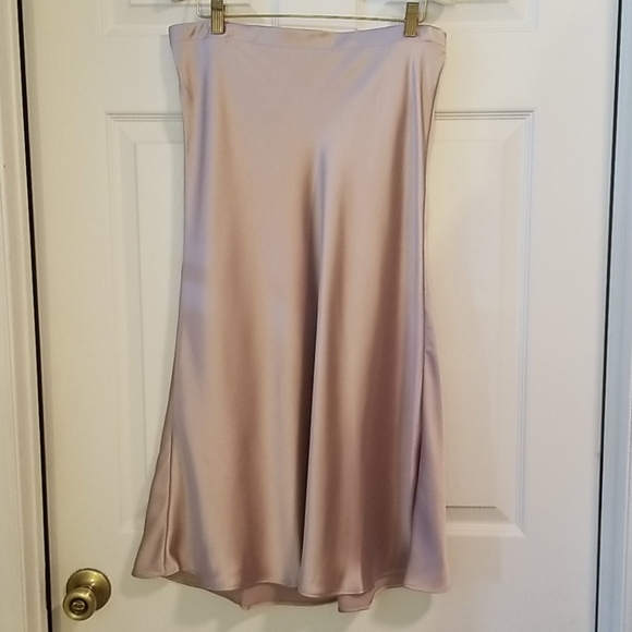 Rachel Zoe Satin Midi Skirt in Champagne - Picture 4 of 7